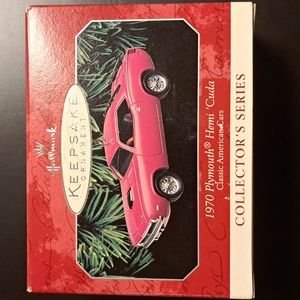 Hallmark Keepsake Ornament, Collector Series, 1970 Plymouth Hemi 'Cuda